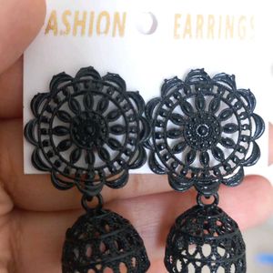 Black Jhumki Earing