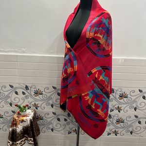 Luxury Fabric Unisex Winter Shawl.