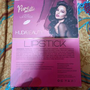 Huda Beauty Liquid Lipstick