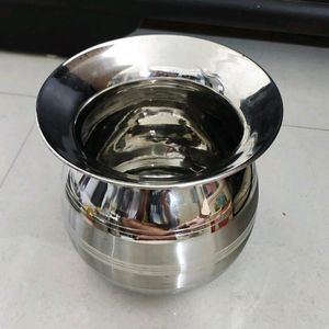 Stainless Steel Vessel & Plastic Container