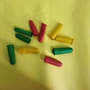 3 Vetiver Bath Scrabber & 10 Kitchen Finger Caps