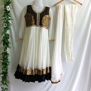 😍Designer Anarkali Suit With Pant And Dupatta Set