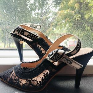 J'ADIOR BLACK NEWNEW HEELS