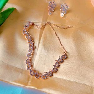 Rose Gold Prety Necklace