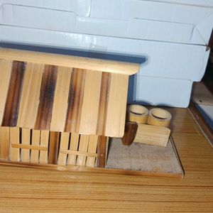 Wooden Pen Holder