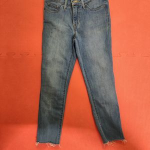 Levi's Blue Jeans (Women's)