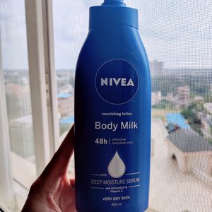 Nivea Moisturizing Lotion Deep Moisture Serum