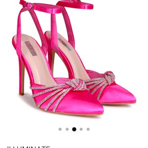 Magenta Pumps Heel With Diamante Knotted Detail