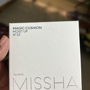 Misha Magic Cushion Foundation 23