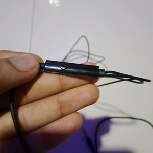 New Motorola Earphone