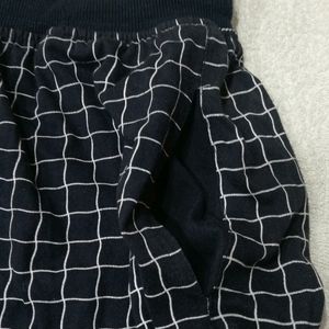 Loose Checked Shorts By Cargo31 California