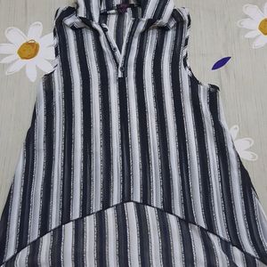 Black & White Stripes Top