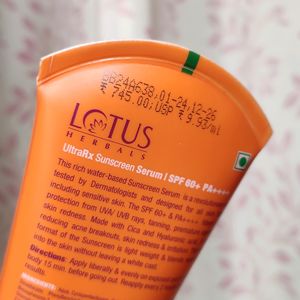 Lotus Herbal Sunscreen Serum