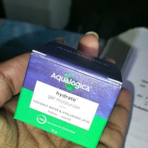 Aqualogica Hydrate+Gel Moisturizer