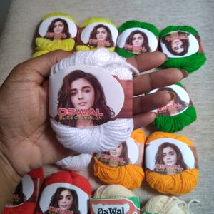 Small OSWAL Woolbundles 16 Pieces