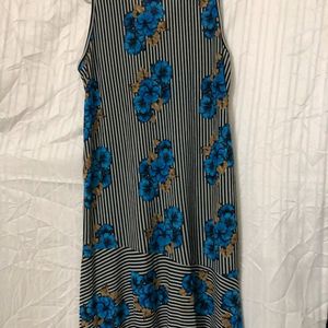 WOMAN'S MAXI DRESS