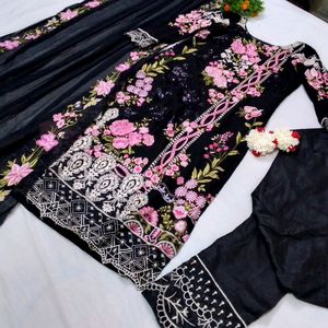 Black Bold Pakistani Designer Suit Set