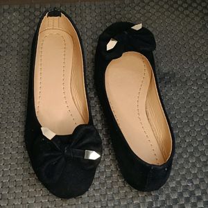 Women Black Bow Velvet Flat Comfortable Ballerinas