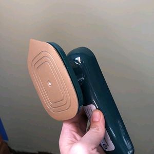 PORTABLE MICRO STEAM IRON