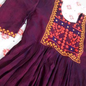 Nayra Cut Kurti