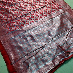 Red Colour Pure Banarasi Silk Saree