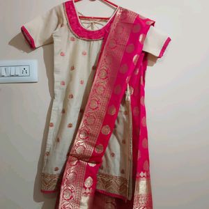 Kurta Set With Dupatta