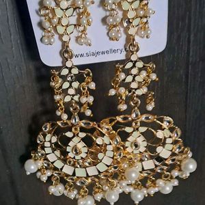 Jaynen Fashion Women White New Rajsthani Earings