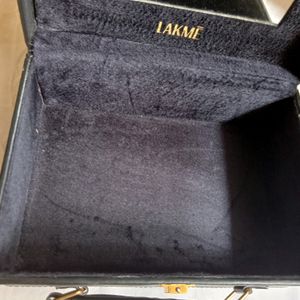 Laxme Trousseau Box