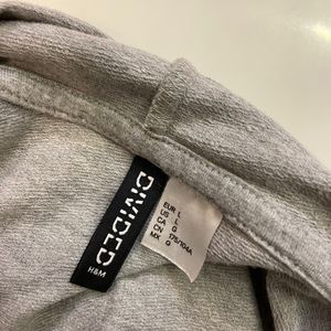 H&M Light Grey Sweatshirt