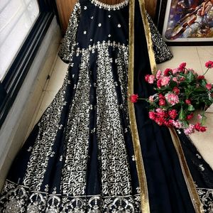 New Bollywood Stayle Pakistani Gown Dress Ne