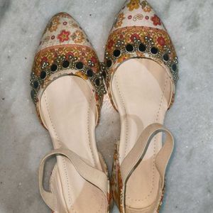 Juttis For Women Ethnic Traditional