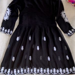 Kurti Black Chikankari