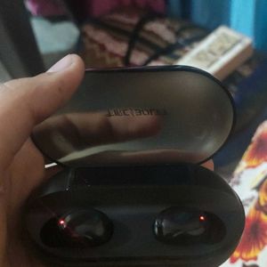 Fire Boltt Earbuds