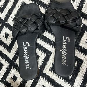 Flip-flops With Sling Bag