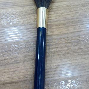 Flawless Face Make Up Brush