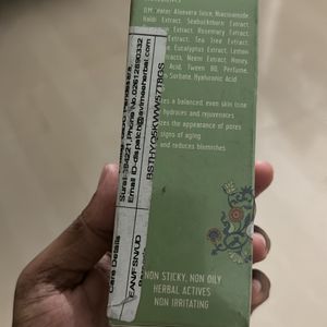 Sealed Niacinamide Serum Herbal