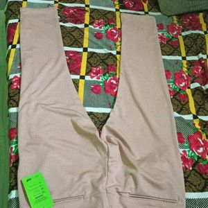 Laicro Pant