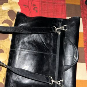 Laptop Doucmenta Pure Leather Bag