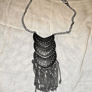 Chunky Long Metallic Adjustable Neckpiece