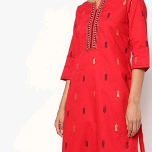 Red Kurta