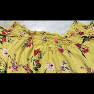 Women's Yellow Printed Top