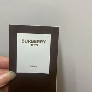 Burberry hero EDP vial