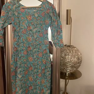 Beautiful Summer Blue Floral Short Kurta