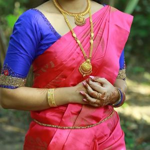 BuyOneGet1Free Saree And OneSet Bangles