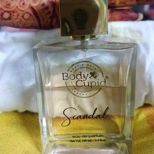 Body & Bath Perfume Sandal