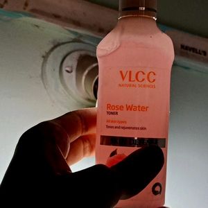 VLCC Rose Water