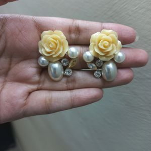 Combos !!!! Set Of 3 Earrings Jhumka