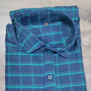 Men's Checks Cotton Buttoned Regular Fit Collared Fullsleeve Casual Wear Fashion Shirt