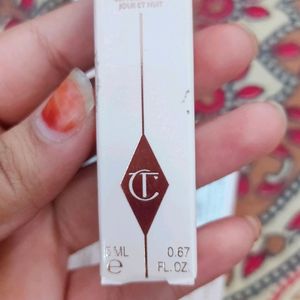 Charlotte Tilbury Compact Combo Of 4