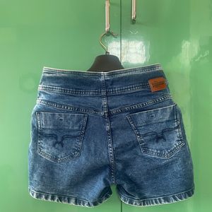 High wait Denim shorts